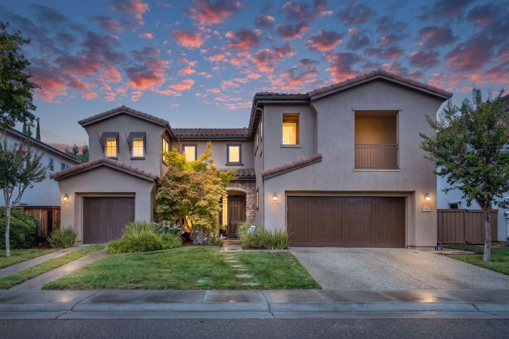 1560 Freswick Dr, Folsom, CA 95630