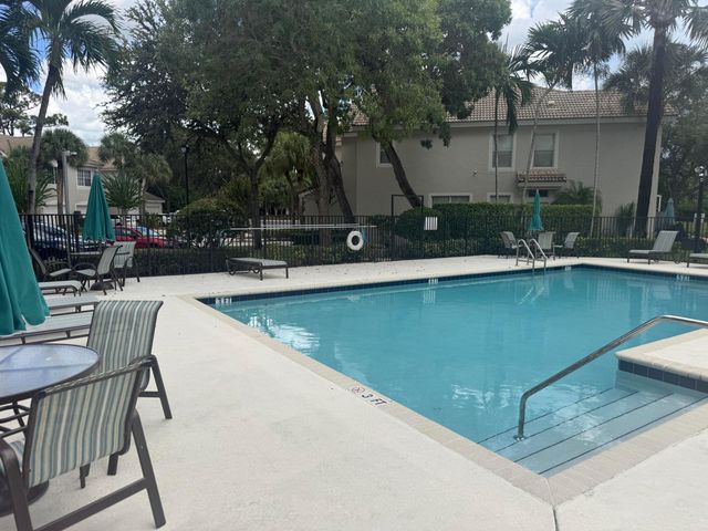 1083 Woodfield Road 1083, Greenacres, FL 33415