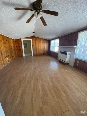 468 Klipstein Street, Maricopa, CA 93252