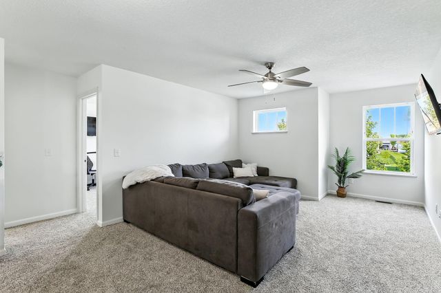 3571 Kadler Avenue NE, Saint Michael, MN 55376