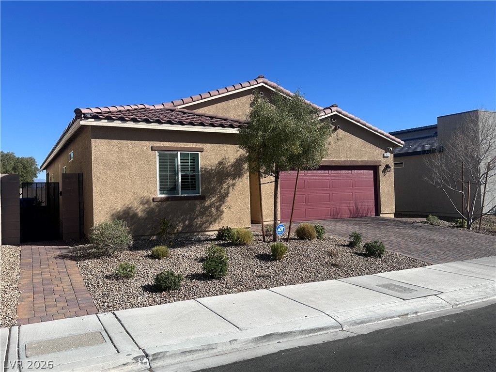 7622 West Diablo Drive, Las Vegas, NV 89113 — photo 2