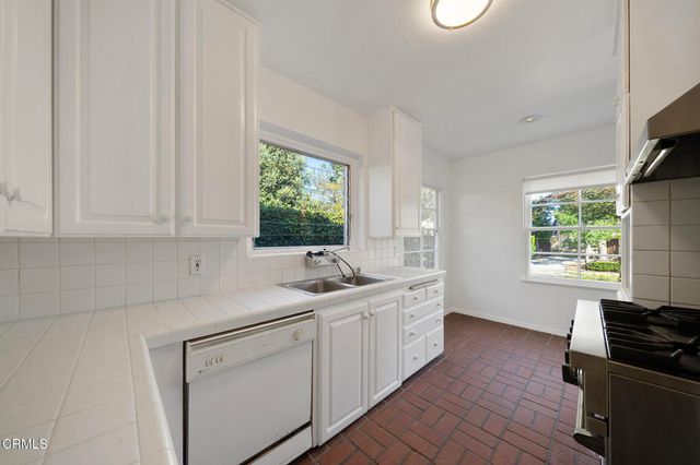2505 Monterey Road, San Marino, CA 91108