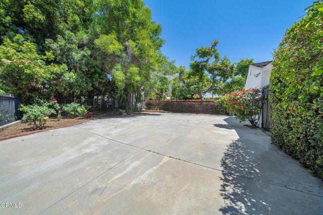 2505 Monterey Road, San Marino, CA 91108
