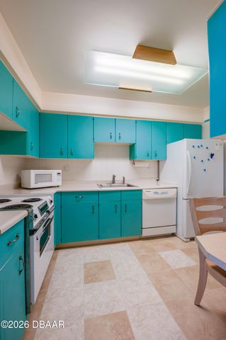 2800 N Atlantic Ave Unit 1009, Daytona Beach, FL 32118