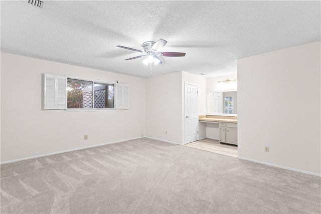 1242 Memorial PKWY Pkwy, Portland, TX 78374