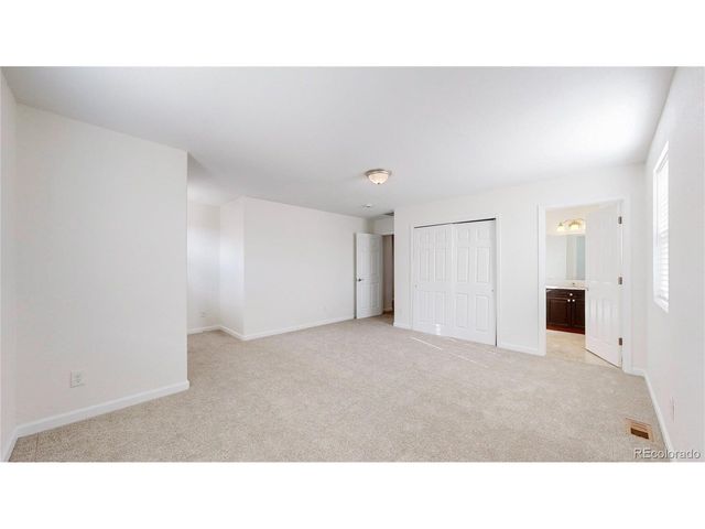 2621 Sable Blvd, Aurora, CO 80011