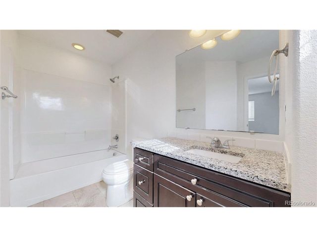 2621 Sable Blvd, Aurora, CO 80011