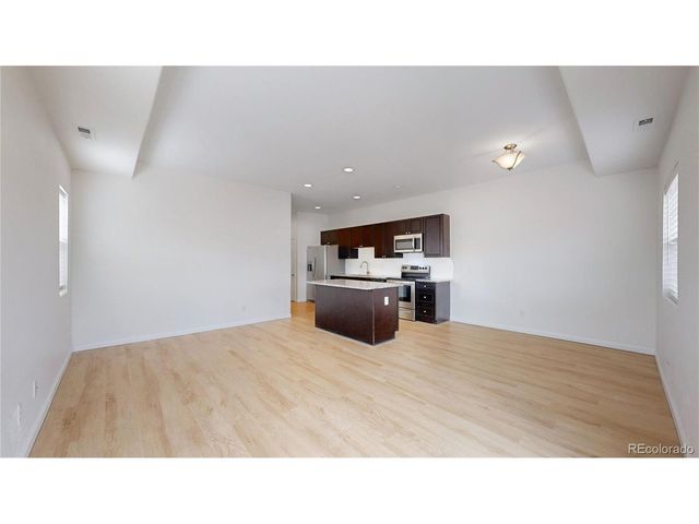 2621 Sable Blvd, Aurora, CO 80011