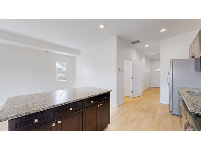 2621 Sable Blvd, Aurora, CO 80011