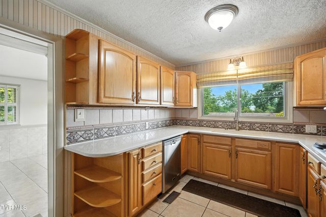 250 Pace Drive, Bristol, VA 24201