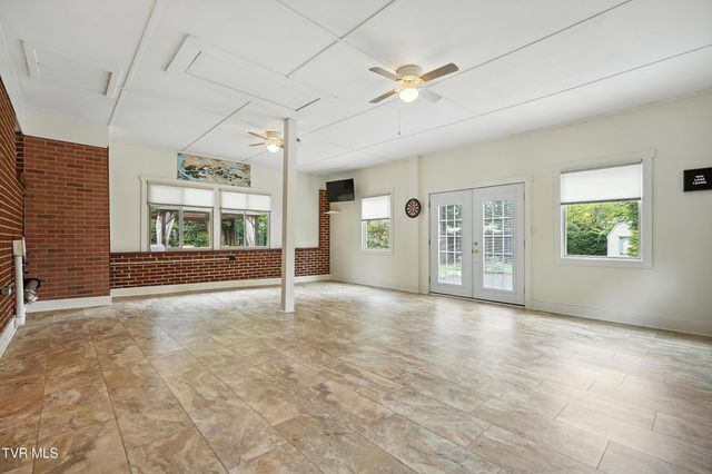 250 Pace Drive, Bristol, VA 24201