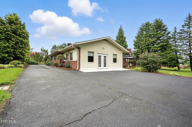 250 Pace Drive, Bristol, VA 24201