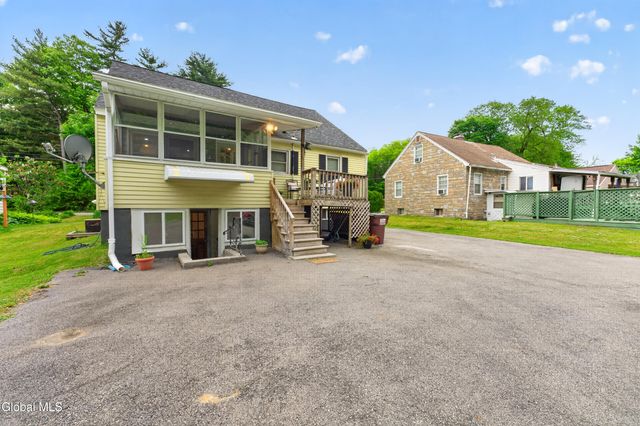 48 Schoolhouse Road, Guilderland, NY 12203