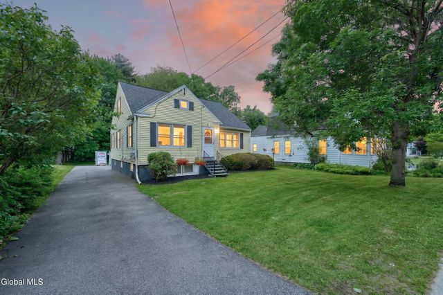 48 Schoolhouse Road, Guilderland, NY 12203