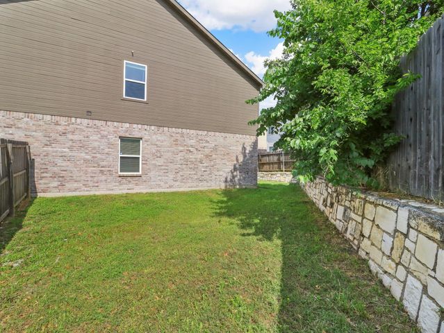 9941 Ironhorse Drive, Dallas, TX 75227