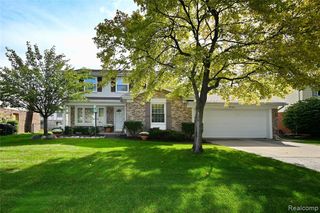 5104 Prentis Drive, Troy, MI 48085