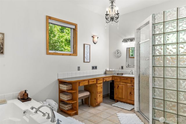 2720 NW Cascade Avenue, East Wenatchee, WA 98802