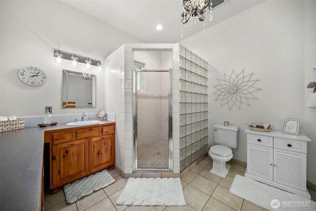 2720 NW Cascade Avenue, East Wenatchee, WA 98802