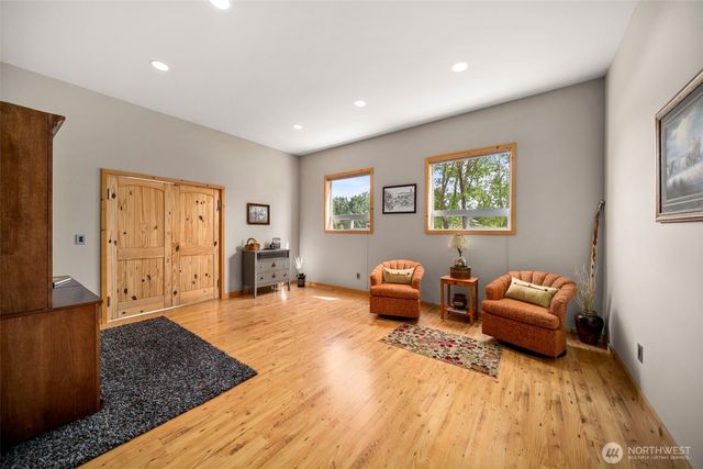 2720 NW Cascade Avenue, East Wenatchee, WA 98802