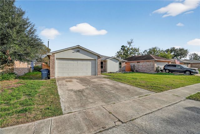 4009 Wagner Lee Dr, Corpus Christi, TX 78418