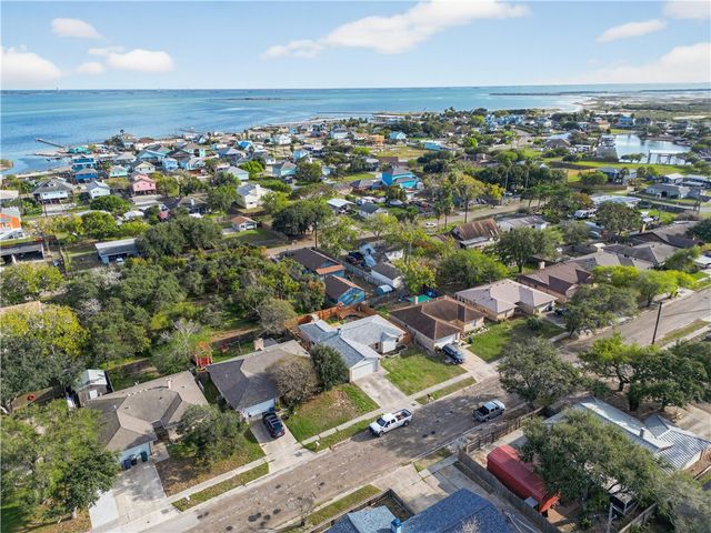 4009 Wagner Lee Dr, Corpus Christi, TX 78418