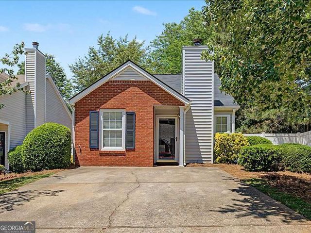 1075 Daventry Crossing, Woodstock, GA 30188