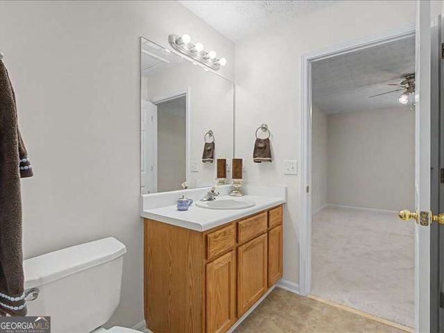 1075 Daventry Crossing, Woodstock, GA 30188