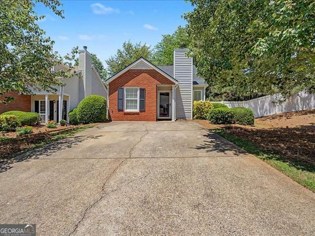 1075 Daventry Crossing, Woodstock, GA 30188