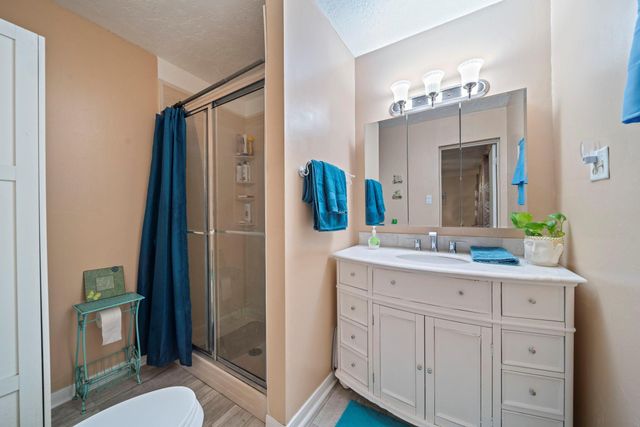 3805 Darling Avenue, Pasadena, TX 77503