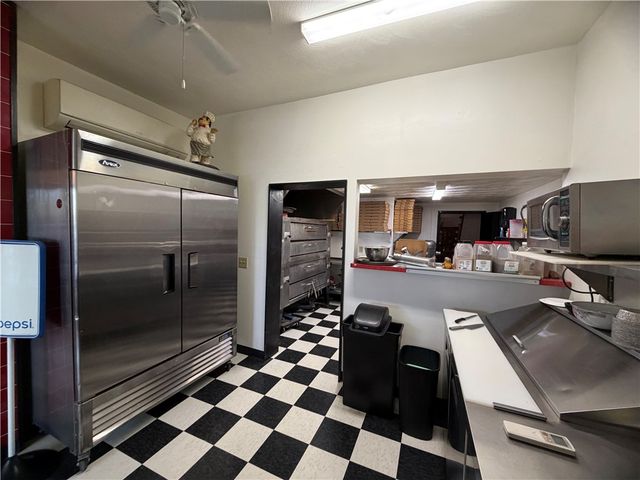 202 S. Market Street, Carmichaels/cumblnd, PA 15320