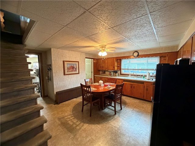 202 S. Market Street, Carmichaels/cumblnd, PA 15320