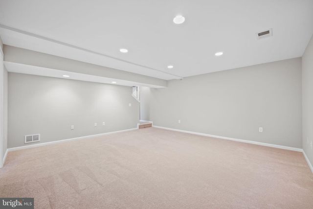 5 BERWICK CIR, East Windsor, NJ 08520