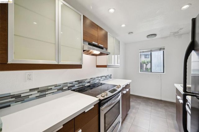 2600 Giant Rd 35, San Pablo, CA 94806