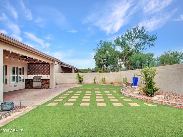 4938 E MARINO Drive E, Scottsdale, AZ 85254