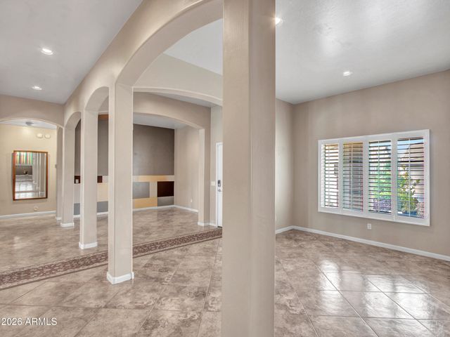 4938 E MARINO Drive E, Scottsdale, AZ 85254