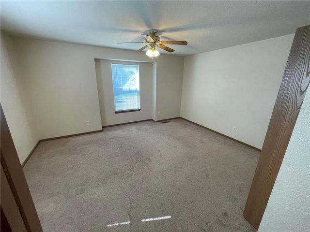 954 E Wildcat Run Street, Gardner, KS 66030