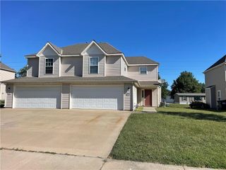 954 E Wildcat Run Street, Gardner, KS 66030