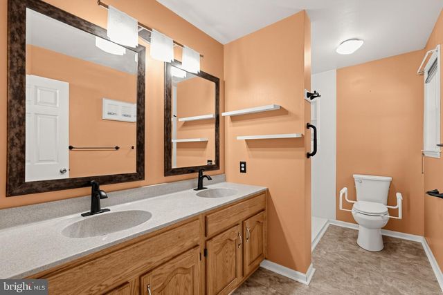 240 PARK AVE, Collegeville, PA 19426