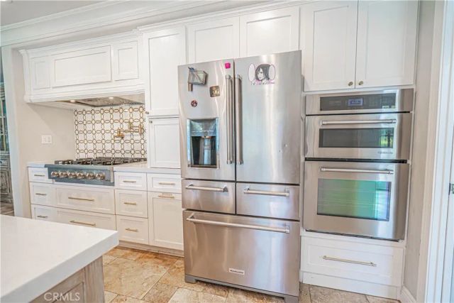 21720 Don Gee Court, Saugus, CA 91350