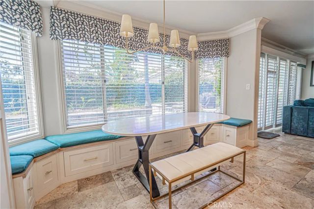 21720 Don Gee Court, Saugus, CA 91350
