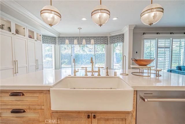 21720 Don Gee Court, Saugus, CA 91350