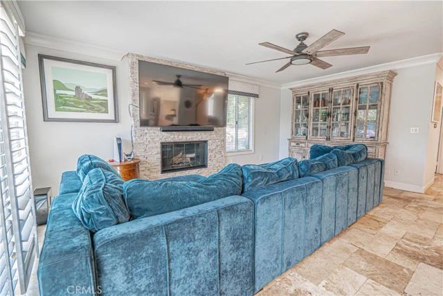 21720 Don Gee Court, Saugus, CA 91350