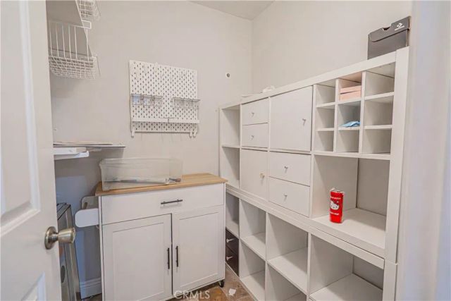 21720 Don Gee Court, Saugus, CA 91350