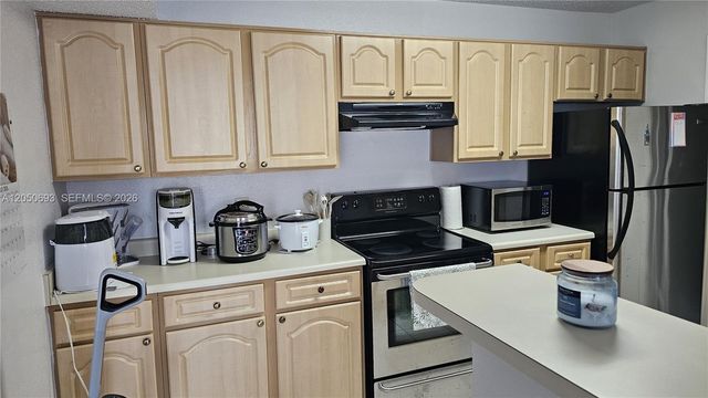 15077 SW 103rd Terrace 8202, Miami, FL 33196