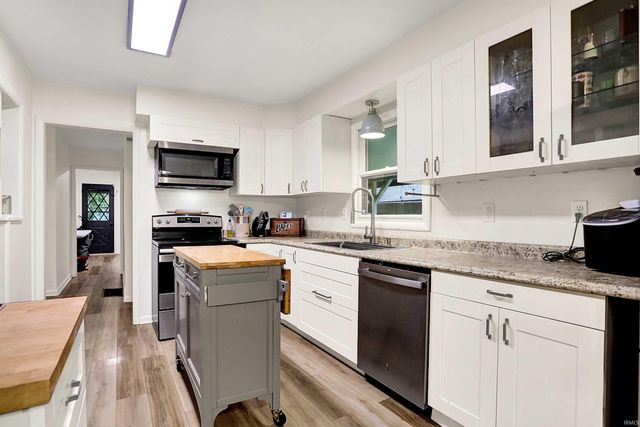 138 Schores Lane, Bedford, IN 47421