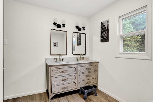 138 Schores Lane, Bedford, IN 47421