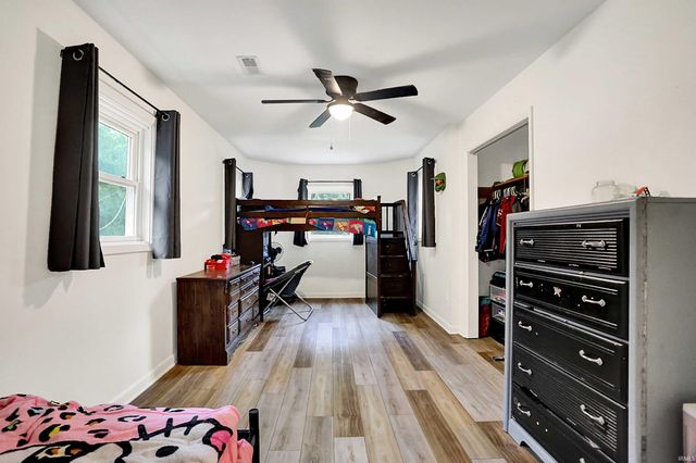 138 Schores Lane, Bedford, IN 47421
