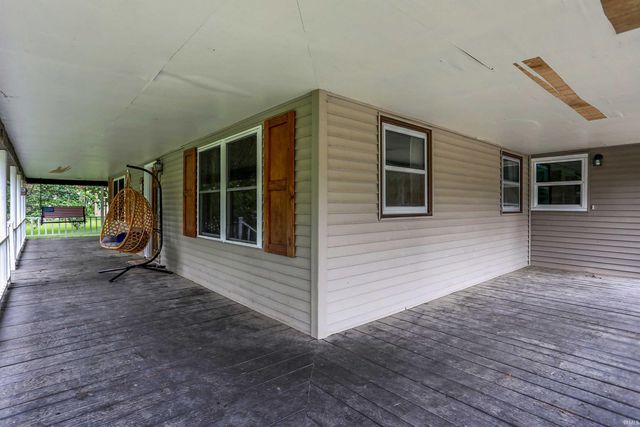 138 Schores Lane, Bedford, IN 47421