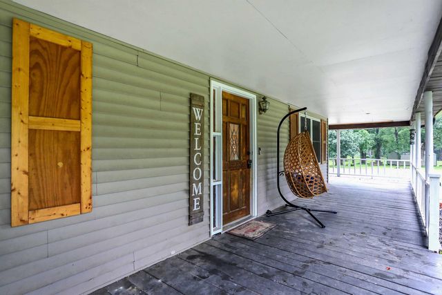 138 Schores Lane, Bedford, IN 47421
