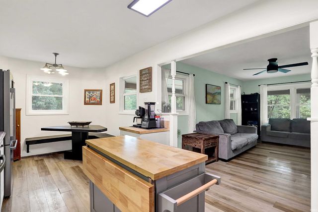 138 Schores Lane, Bedford, IN 47421